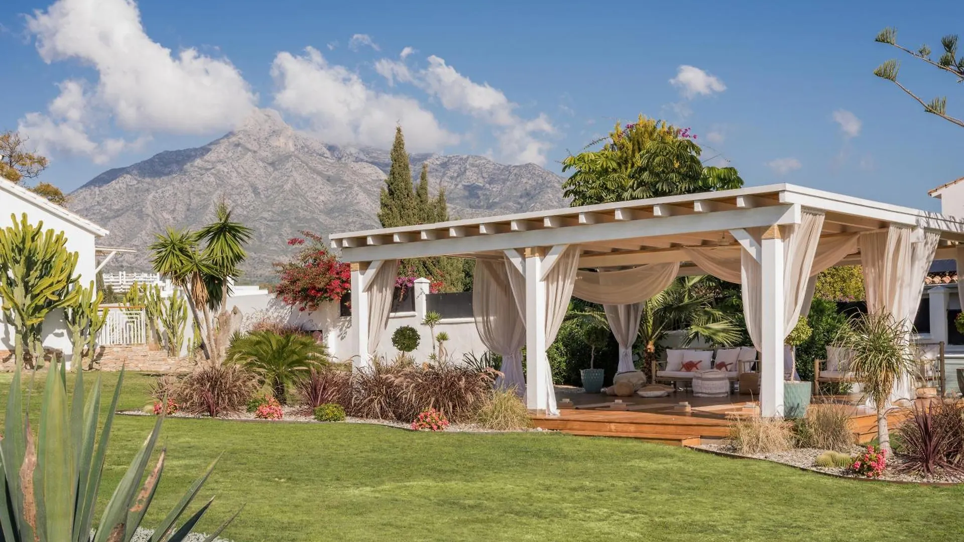 Boho Club Hotel Marbella